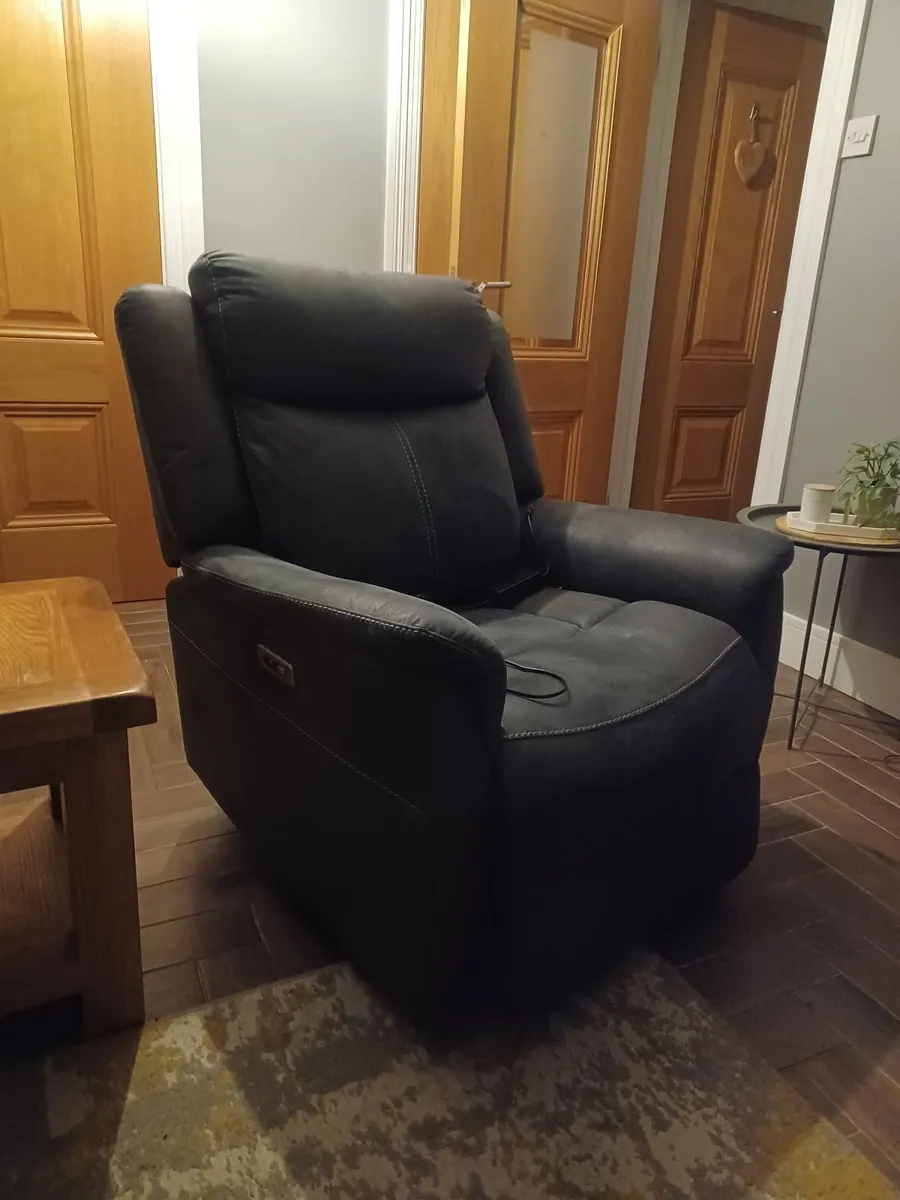 Electric Recliner