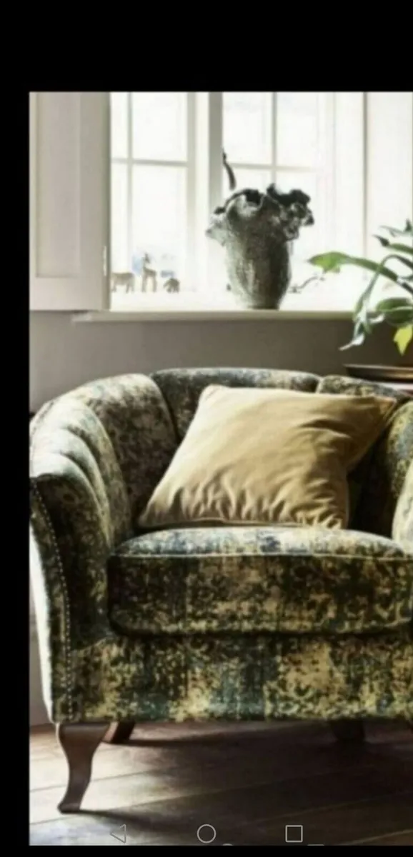 Brand New Alexander & James Armchair