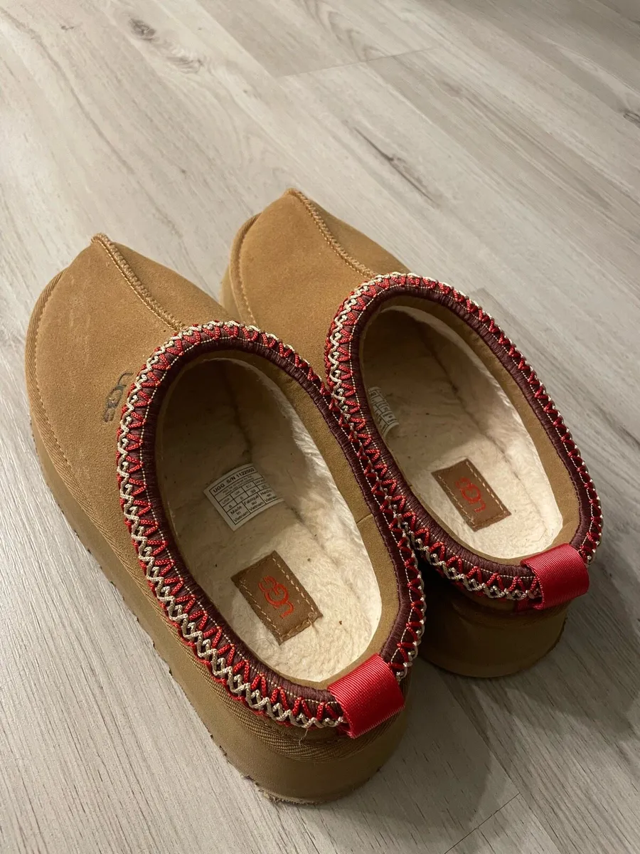 UGG TASMAN PLATFORM SLIPPERS - Image 2