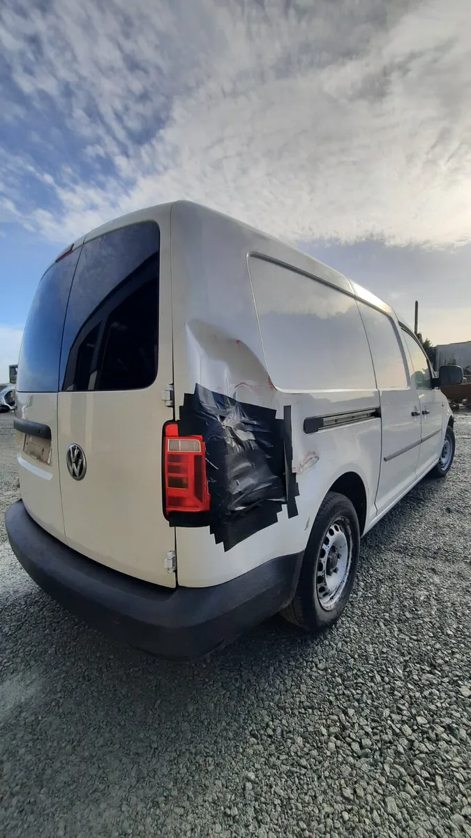 2018 VW Caddy For Dismantling - Image 3