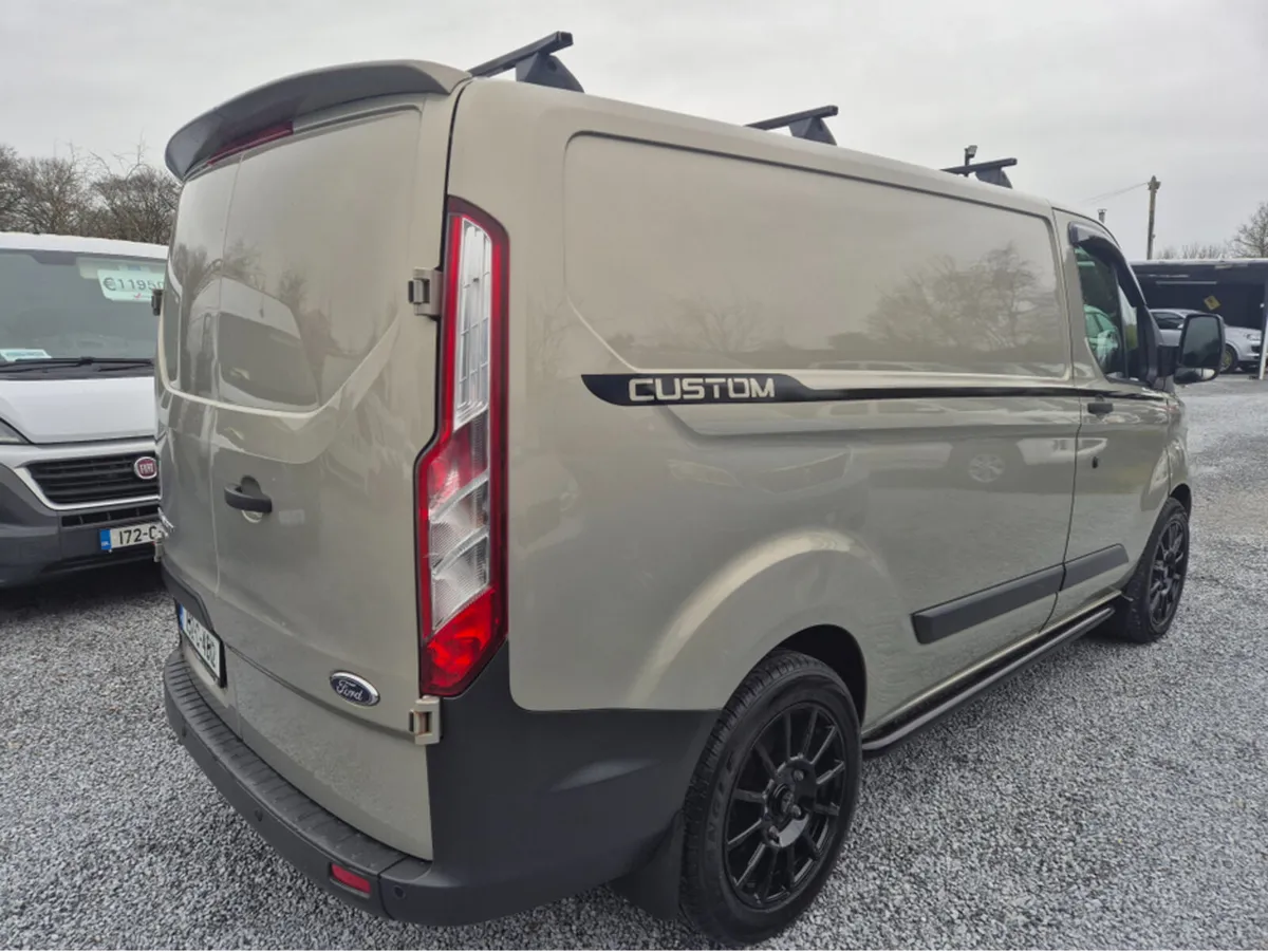 Ford Transit Custom 100PS 270 SWB L4 LR 4DR - Image 4