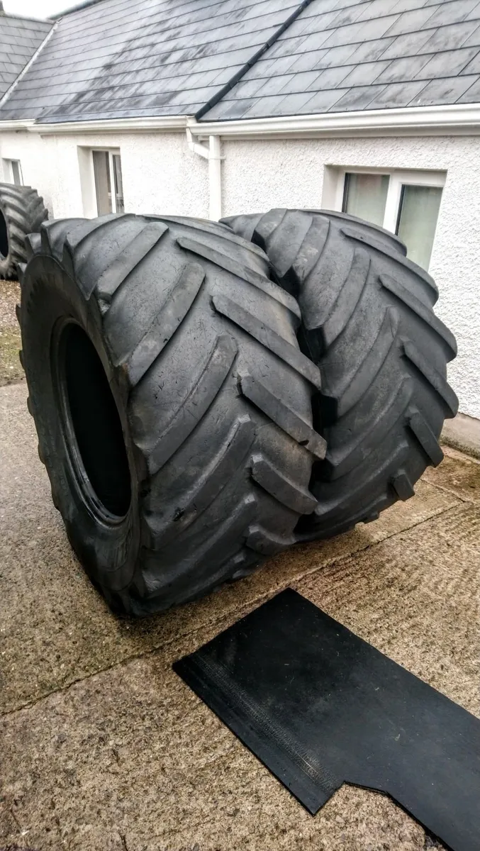 MICHELLIN 600 65 R28 TYRES 🚜 - Image 2