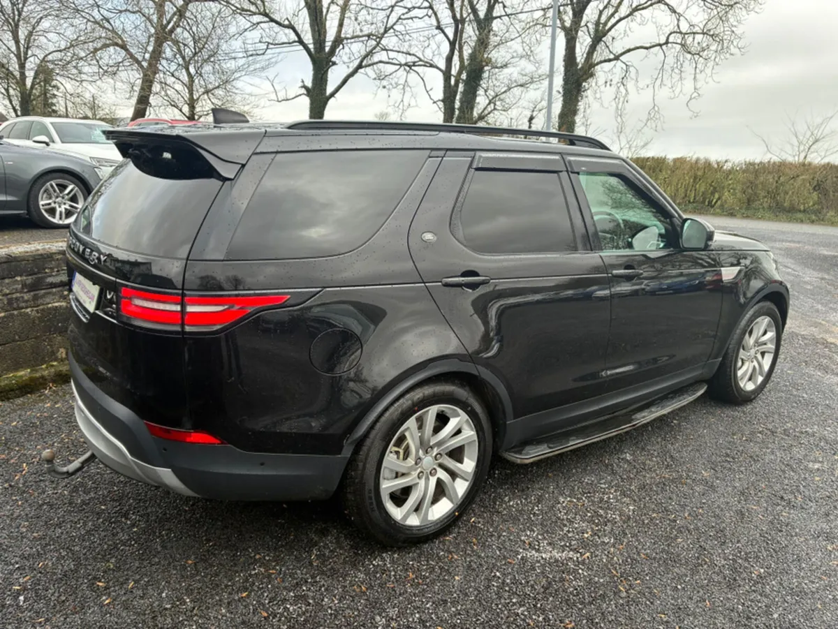 Land Rover Discovery 3.0 SDV6 HSE COMMERCIAL - Image 2