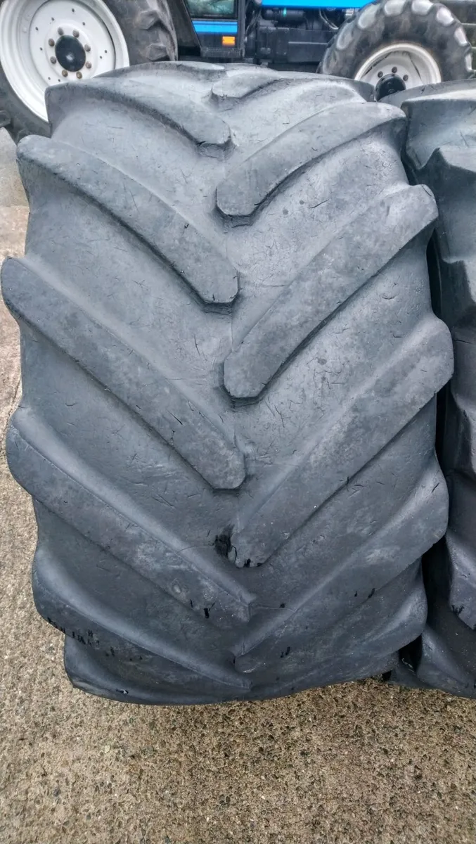 MICHELLIN 600 65 R28 TYRES 🚜 - Image 4