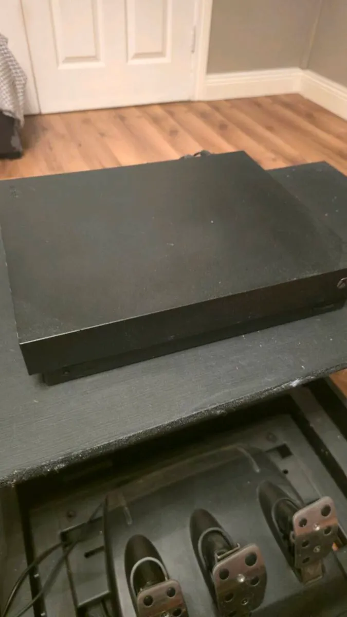 Xbox one 1T + Logitech steering wheel and pedals - Image 1