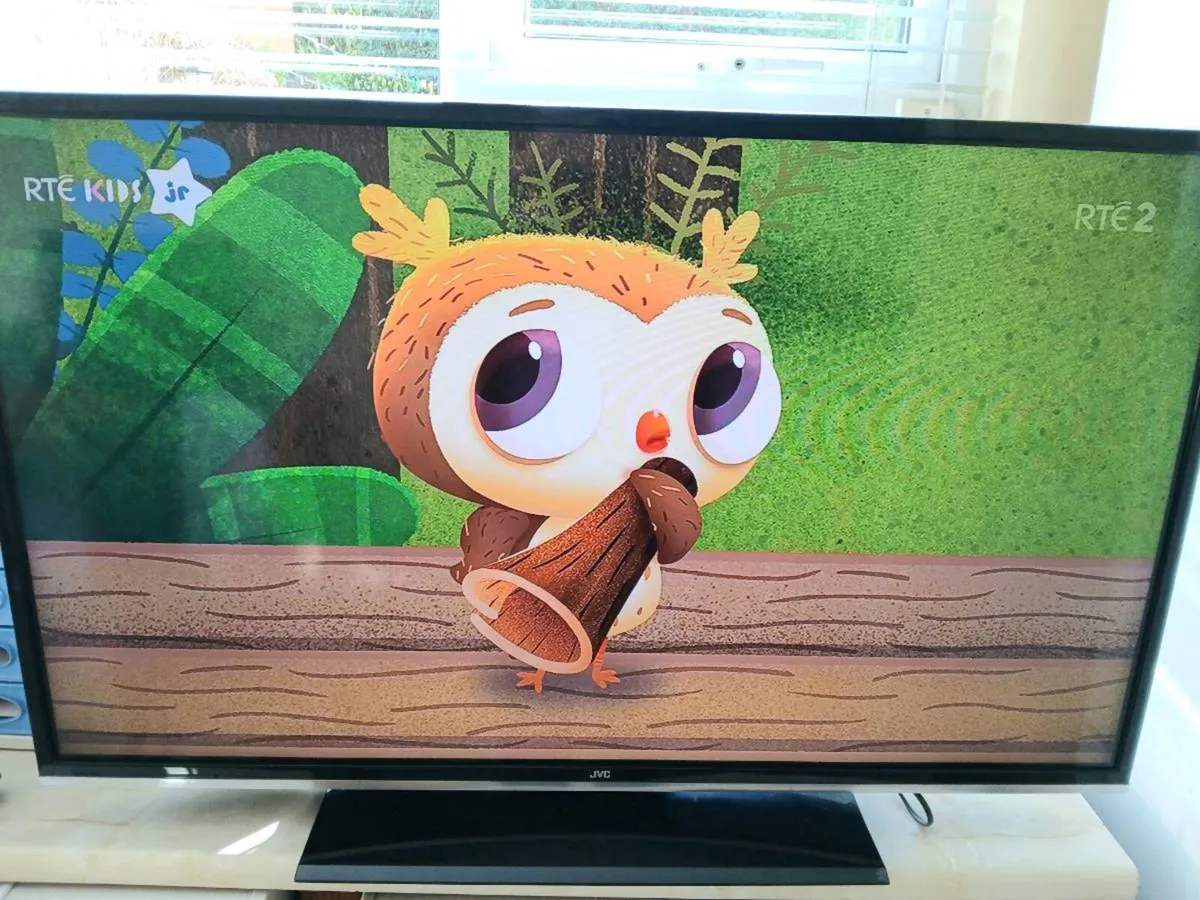 Jvc 40 inch smart hdmi tv. - Image 1