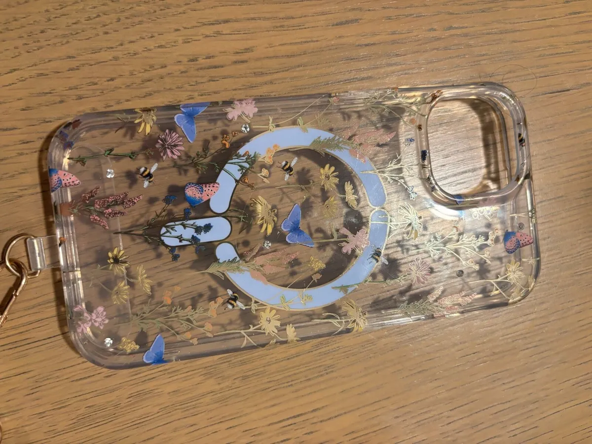 iPhone 15 with cover - Image 3