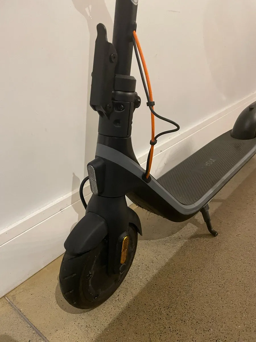 Segway electric scooter - Image 4