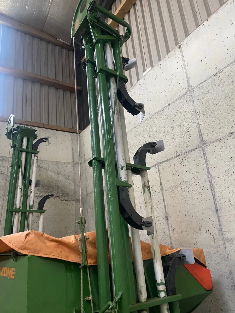 Fertiliser distributor - Image 3