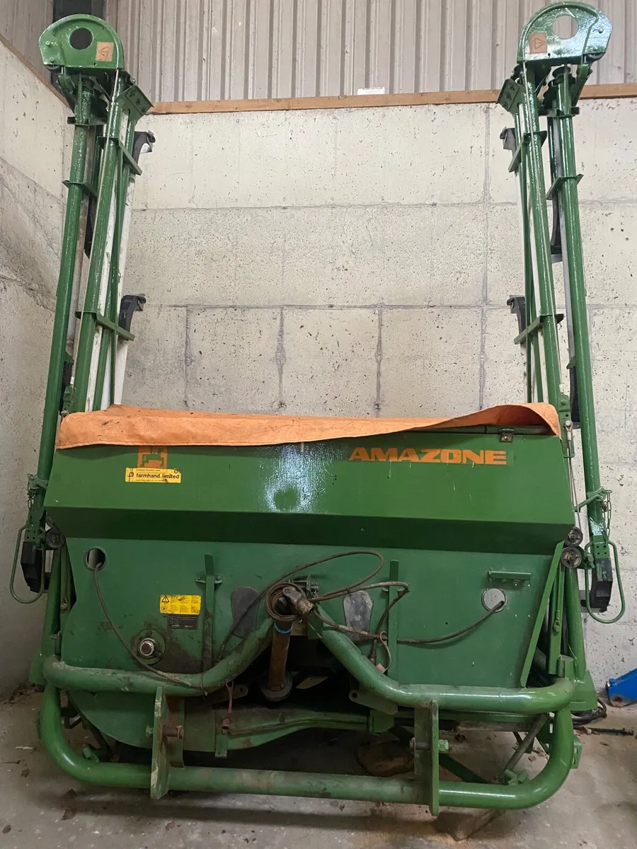 Fertiliser distributor - Image 4