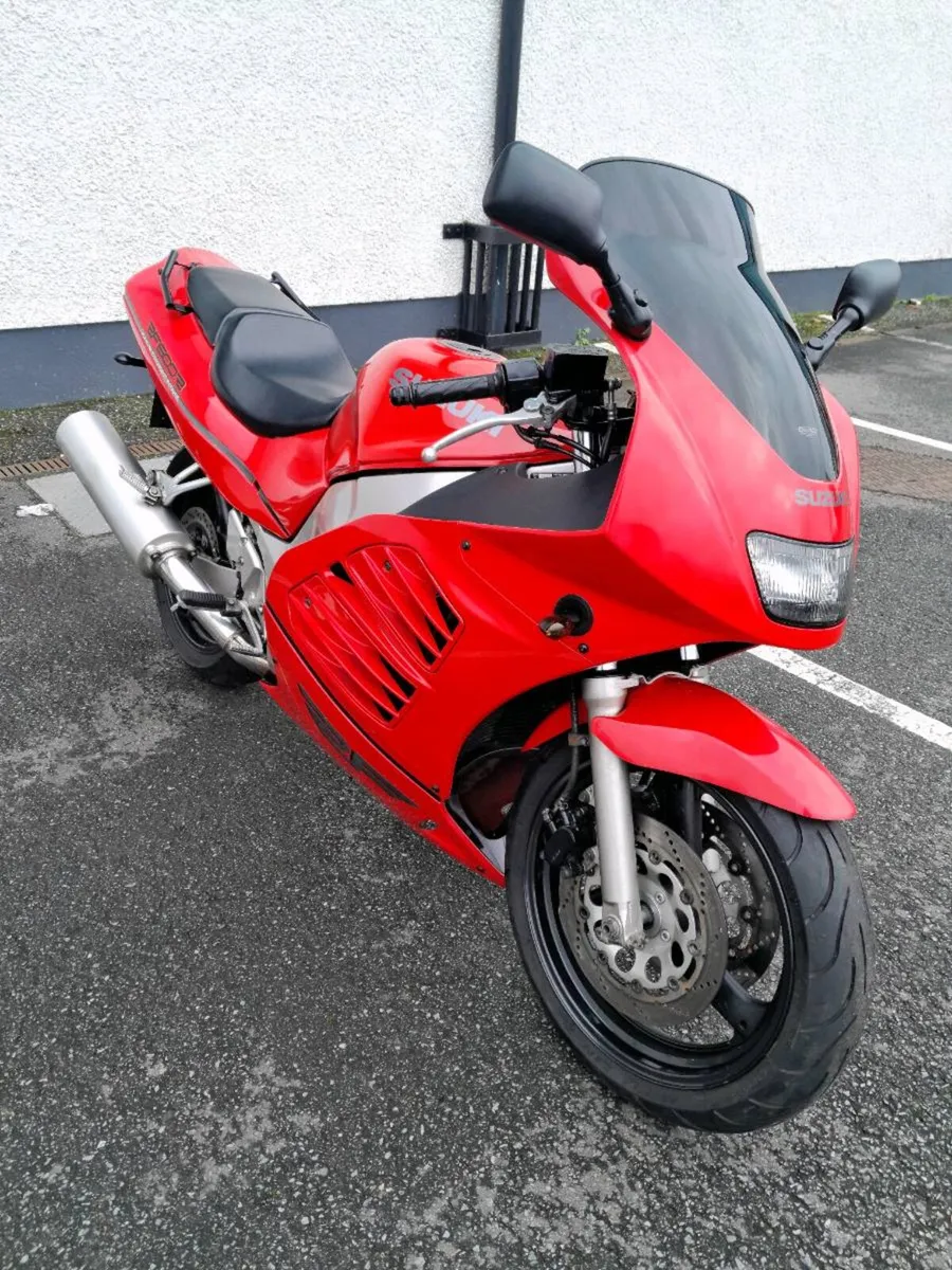 Suzuki RF600 1995 Vintage - Image 4