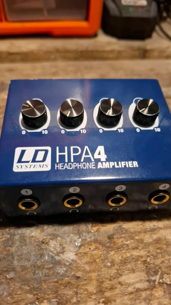HPA4 Headphone Amplifier 4-channel - Image 1