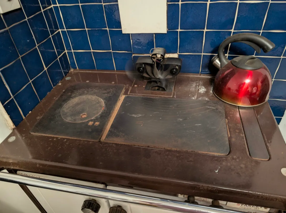 Stanley Super 90 Boiler Range for Sale - Image 2