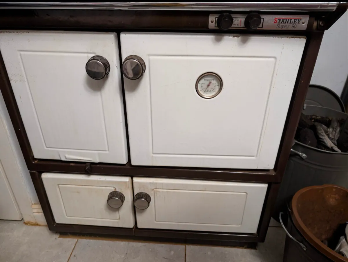Stanley Super 90 Boiler Range for Sale - Image 3