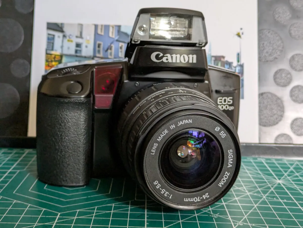 🎞️ Canon EOS 1000 QD - Image 1