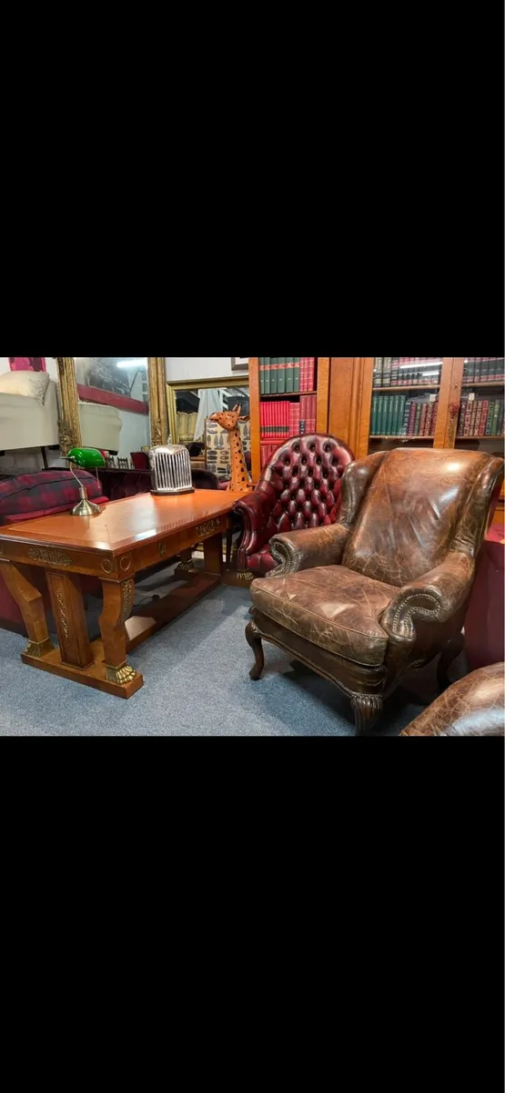 Stunning wallnut desk - Image 2