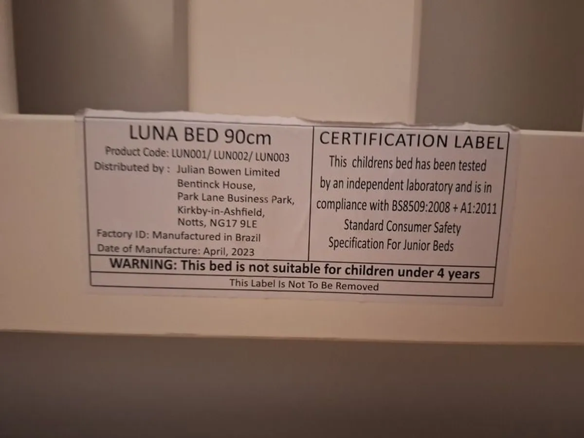 Single Bed - Image 2