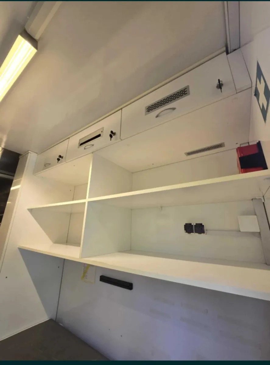 Food trailer for sale great offer - Image 3