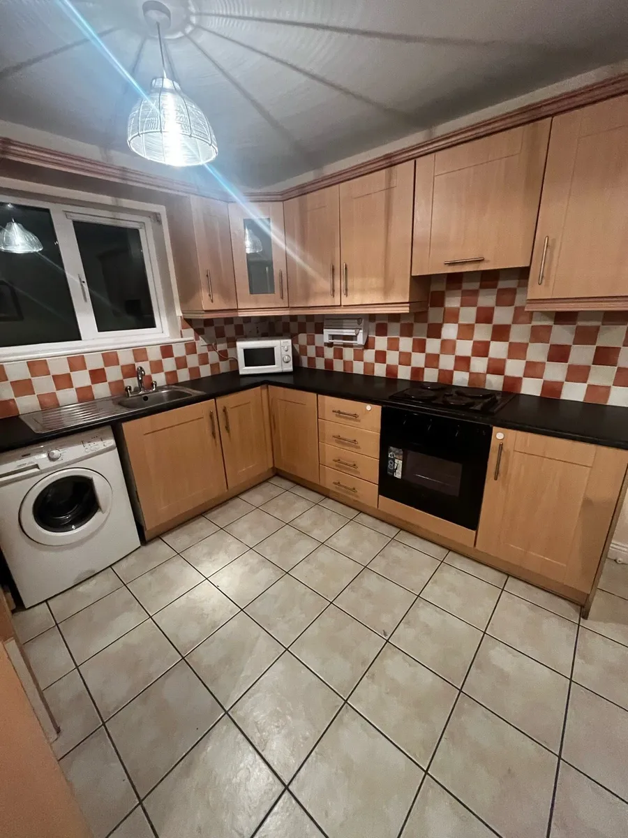 Full Kitchen with appliances - Image 4