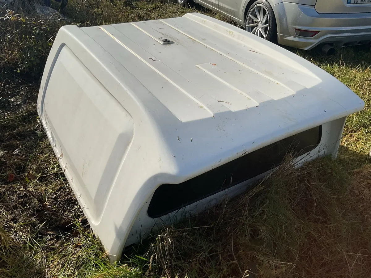 14 Toyota hilux canopy top - Image 1
