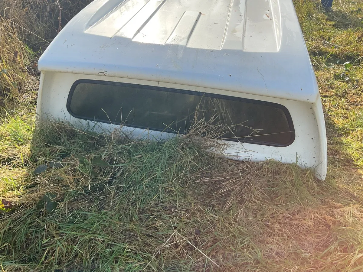 14 Toyota hilux canopy top - Image 2