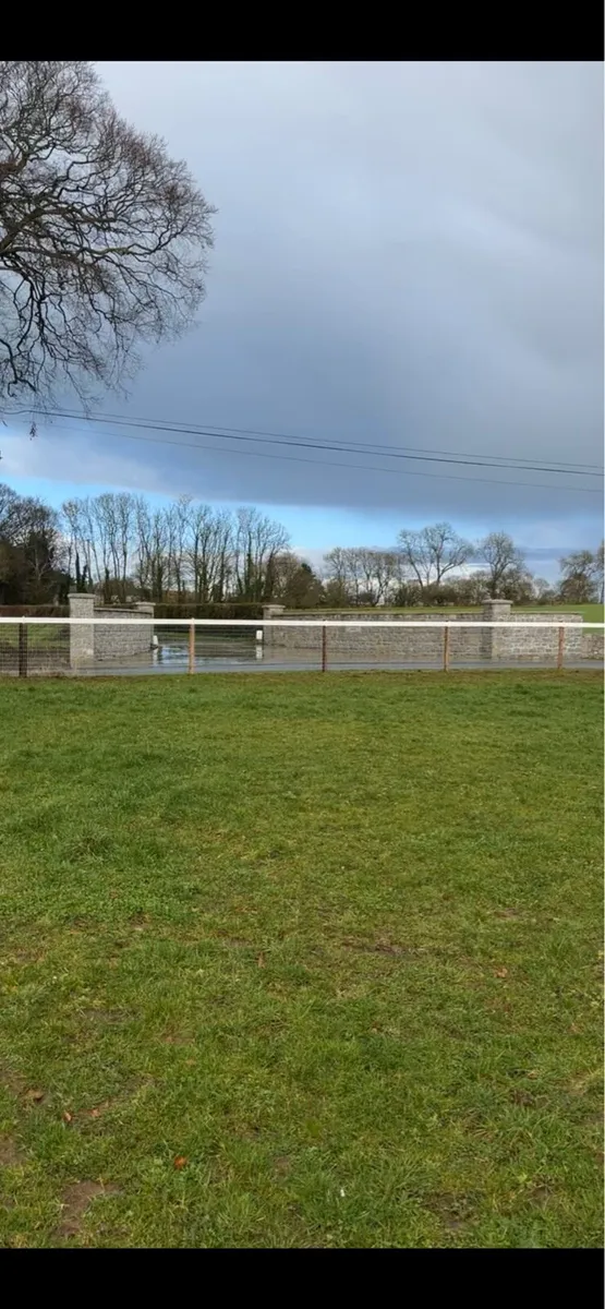 Equestrian fencing and surfaces - Image 2