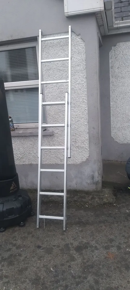 Handy 2 way ladder in excellent condition - Image 4