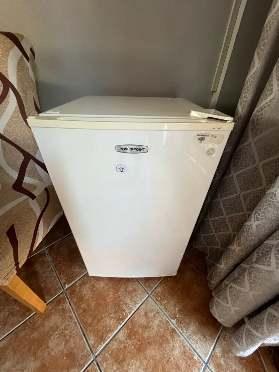 Undercounter fridge - Image 1