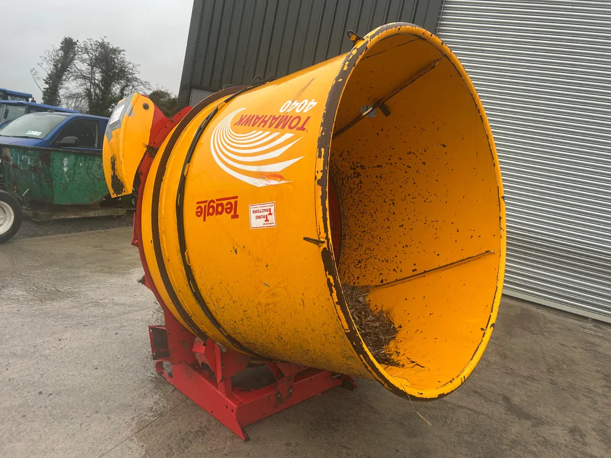 2017 Teagle 4040 Straw Bedder - Image 3