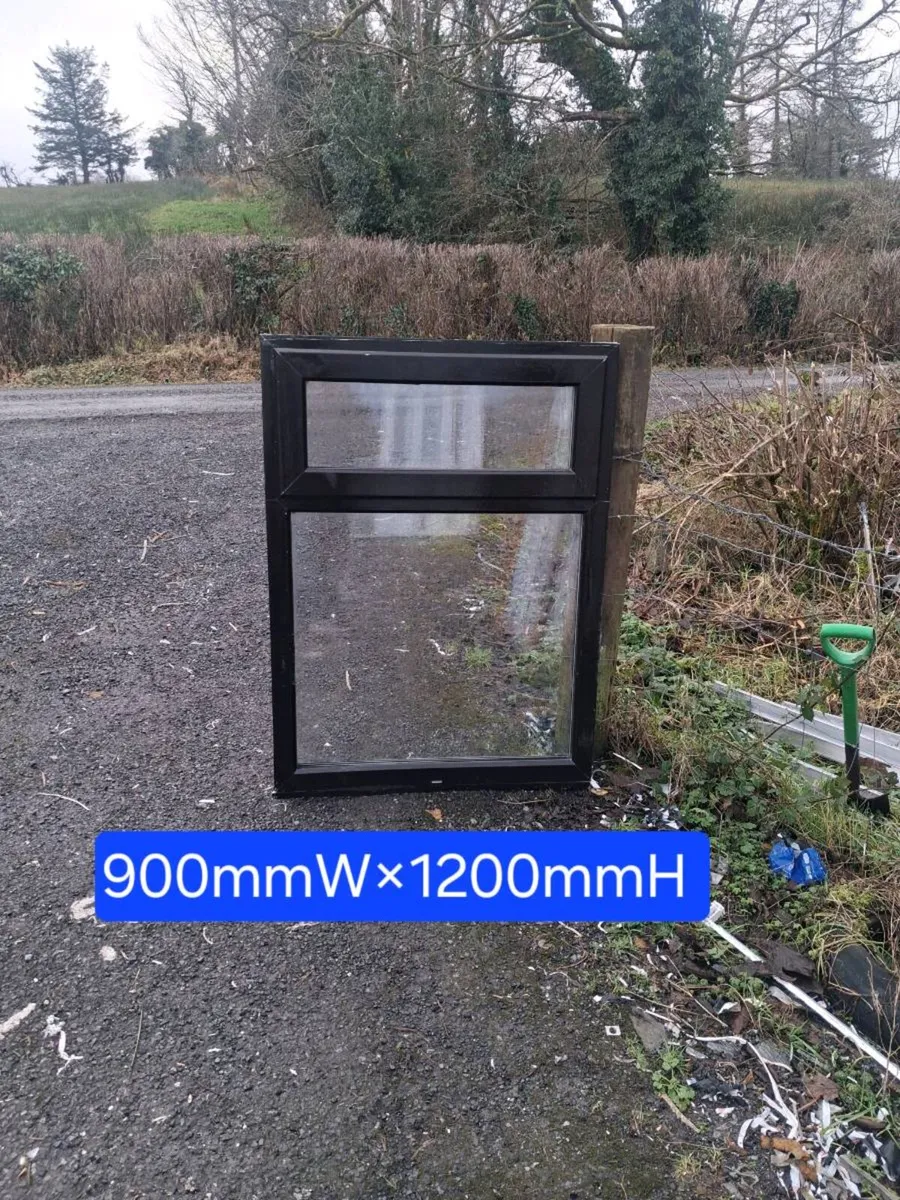 TRIPLE GLAZED WINDOW