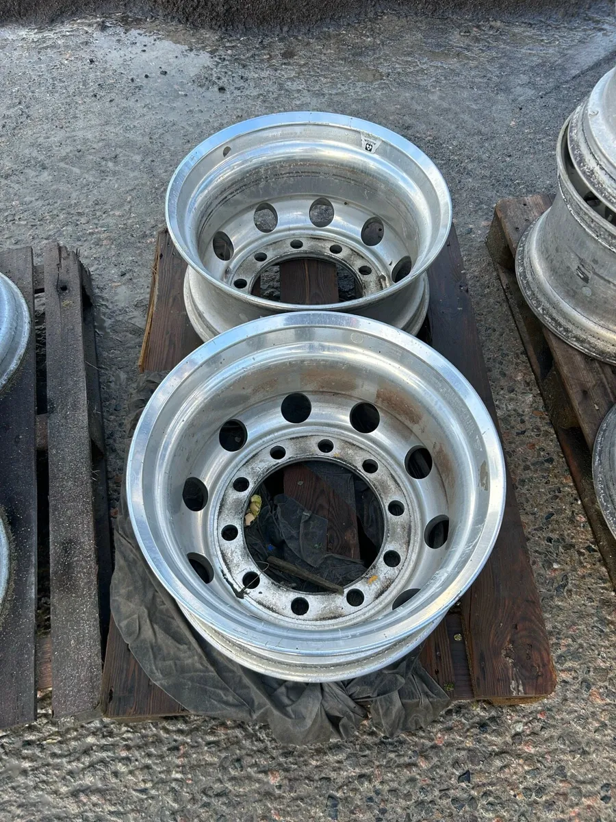 Alcoa Alloy Wheels - Image 2