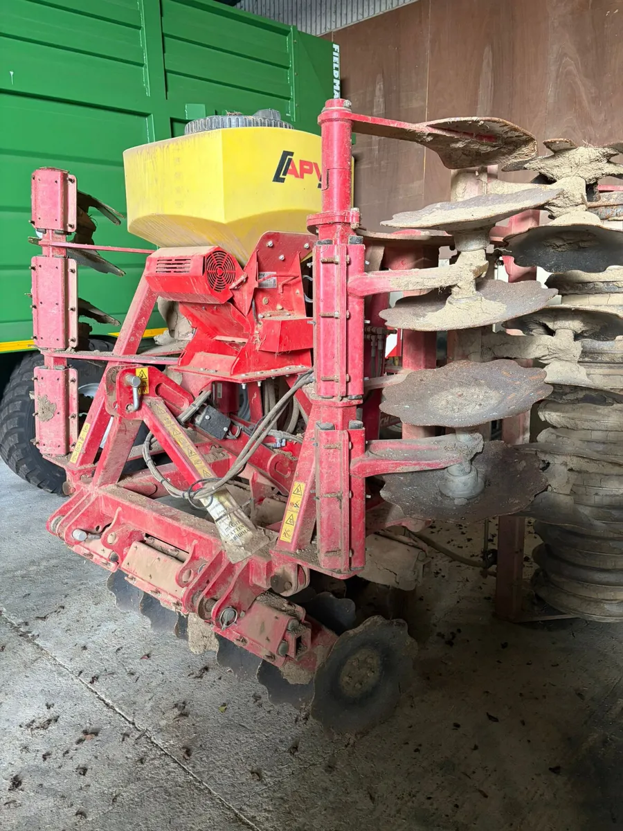 Horsch Joker 4m CT Disc c/w APV Seeder - Image 1