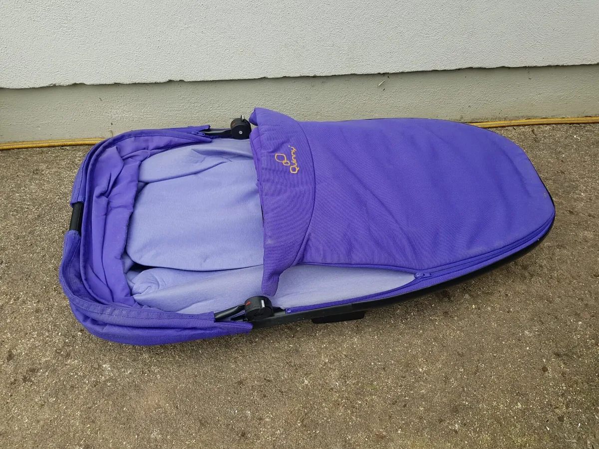 Quinny Pram - Image 3