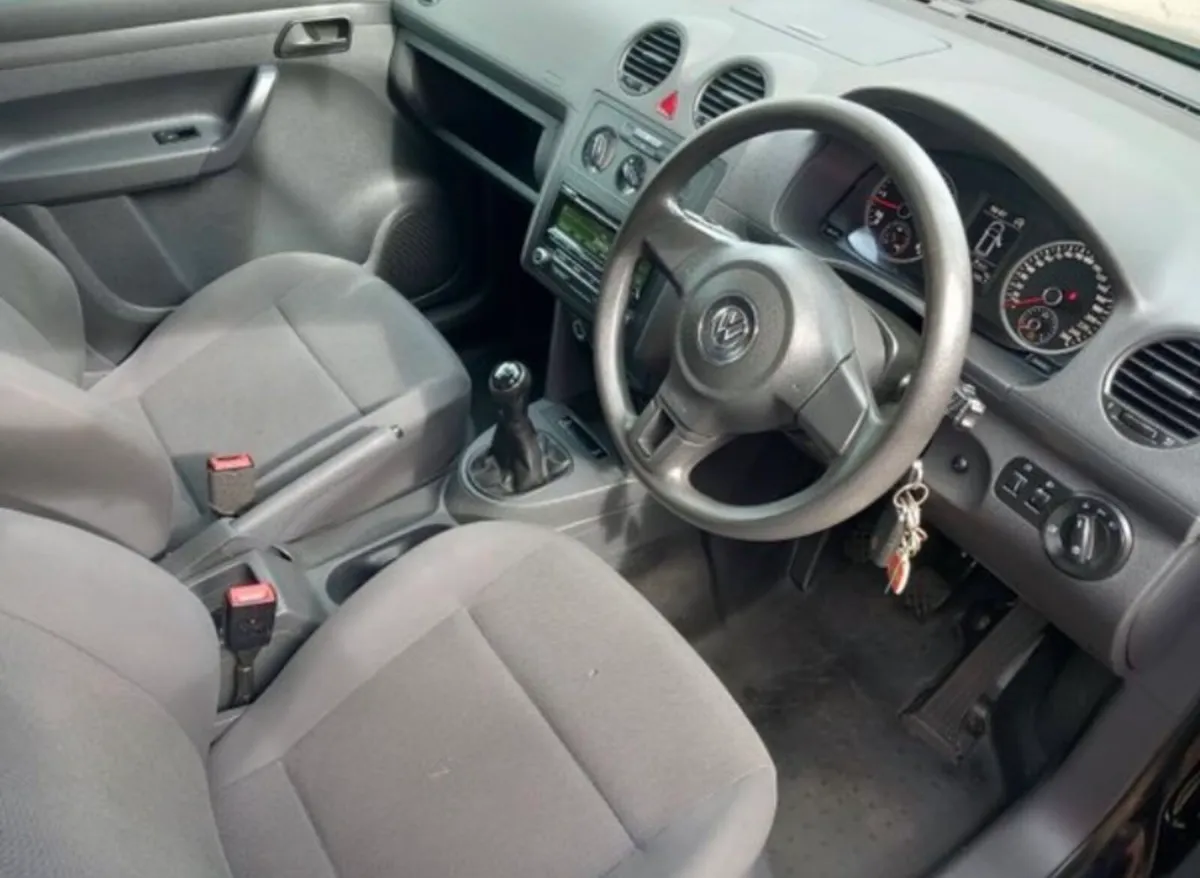 Volkswagen Caddy 2014 - Image 3