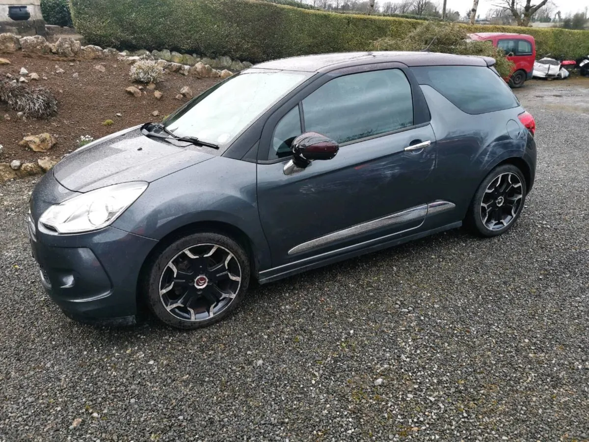 12 Citroen DS3 Diesel - Image 4