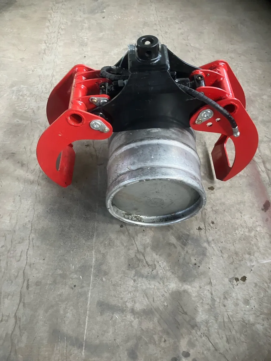 Log grab/grapple to suit mini digger 1.5-3 ton - Image 1