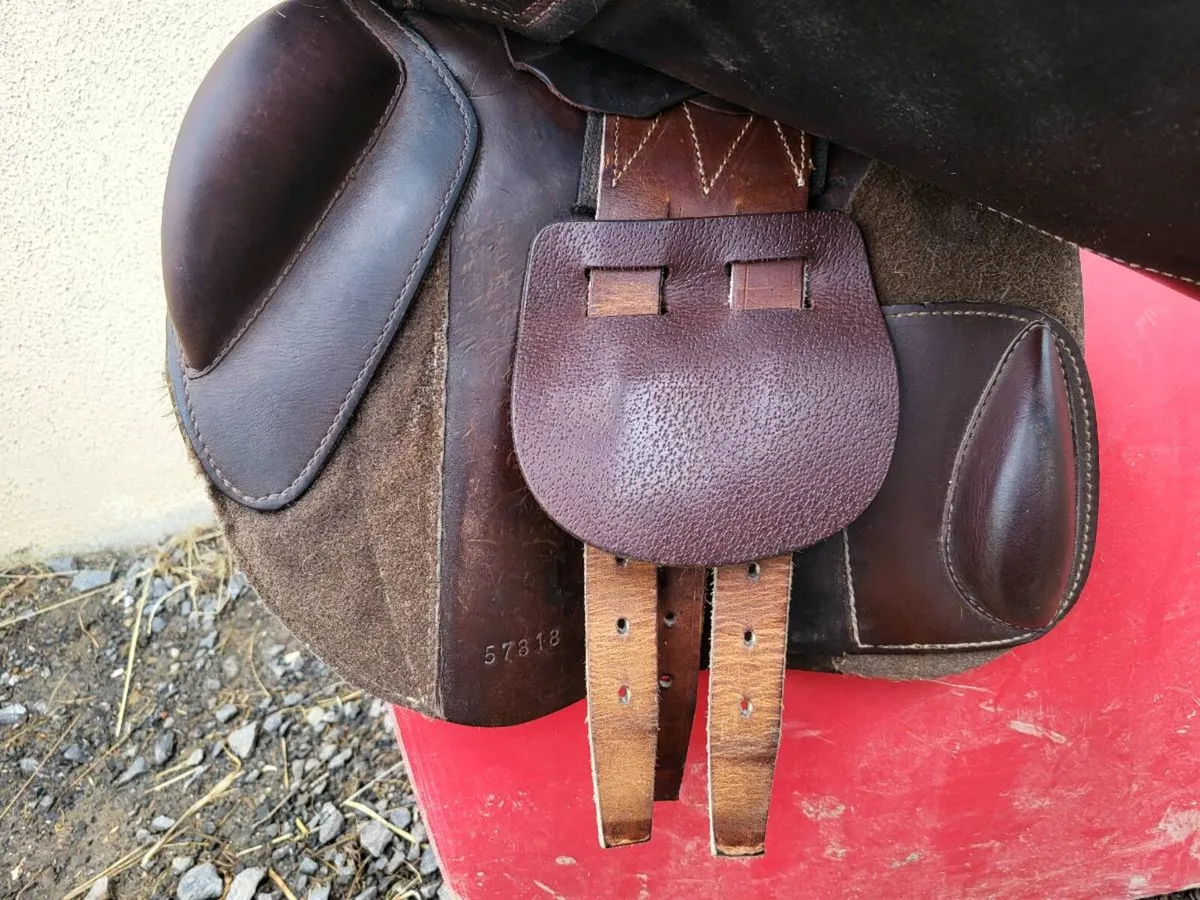 Prestige X Paris Jumping Saddle - Image 4