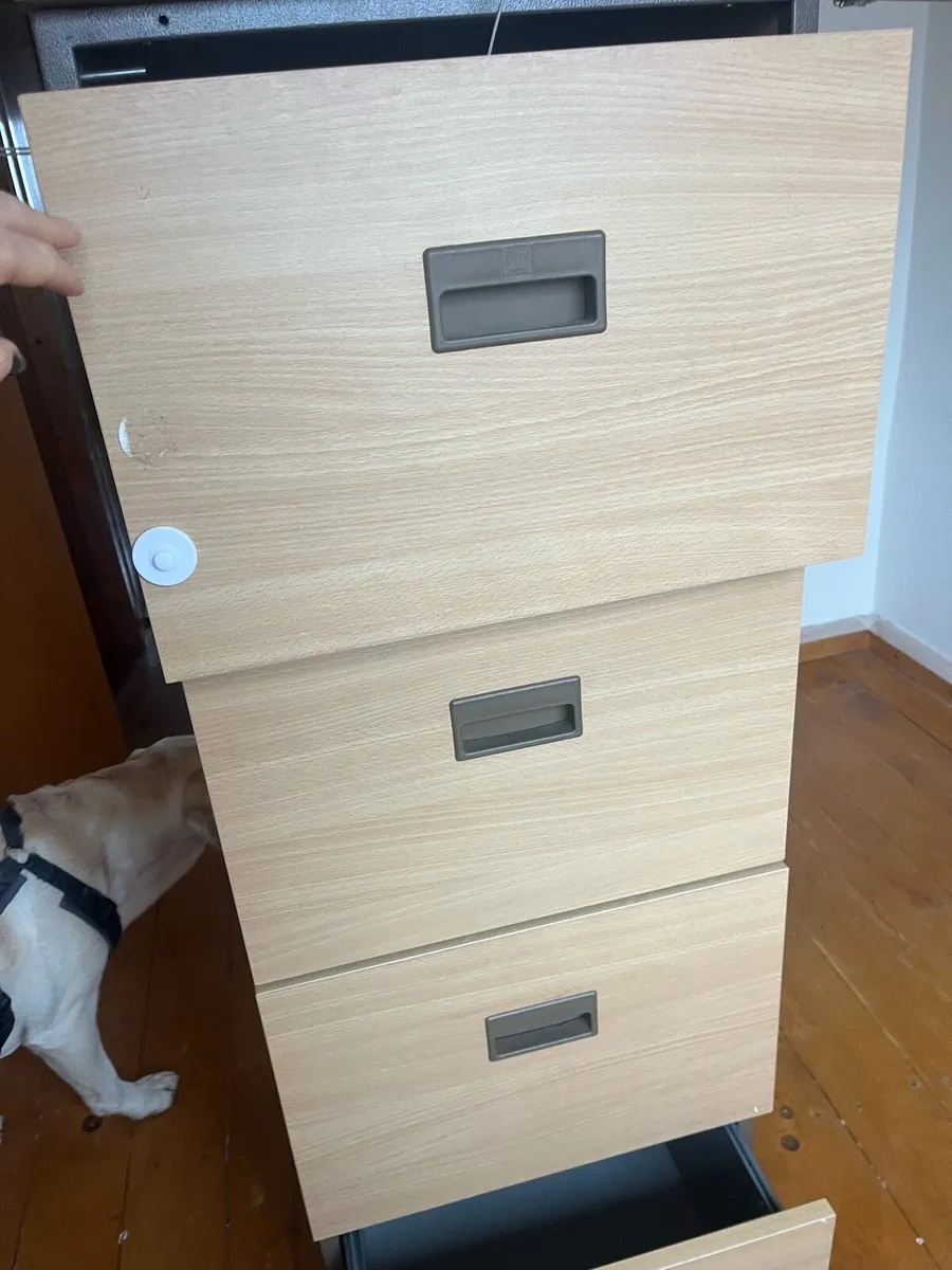 Filing cabinet - Image 2