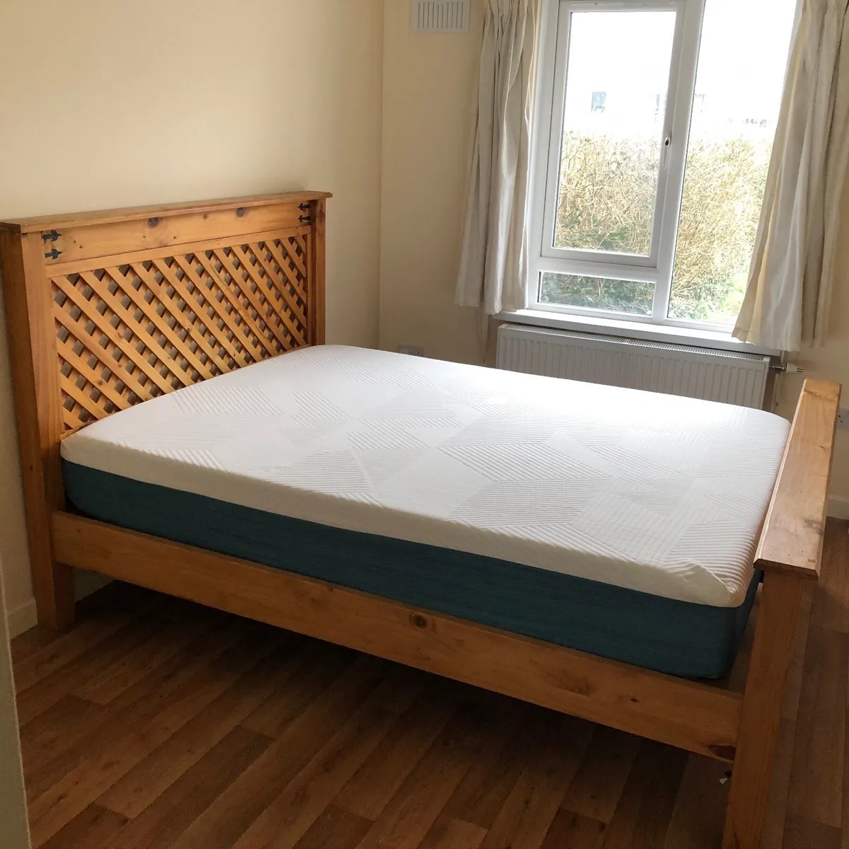 King Size bed - Image 1