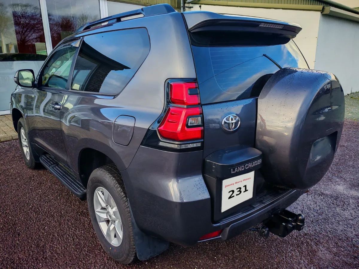 TOYOTA LANDCRUISER LAND CRU CRUISER SWB A AUTO 2DR - Image 2