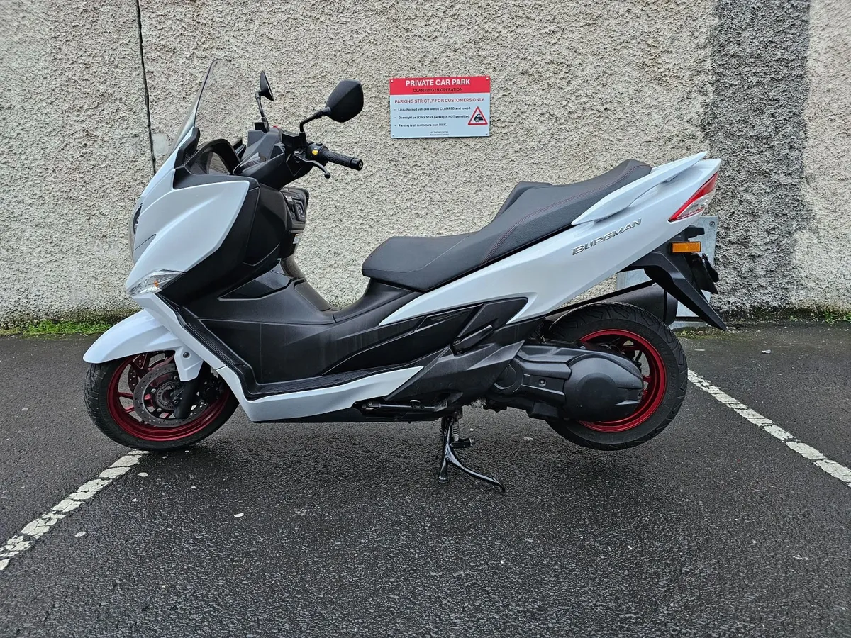 Suzuki Burgman 400 - Image 4