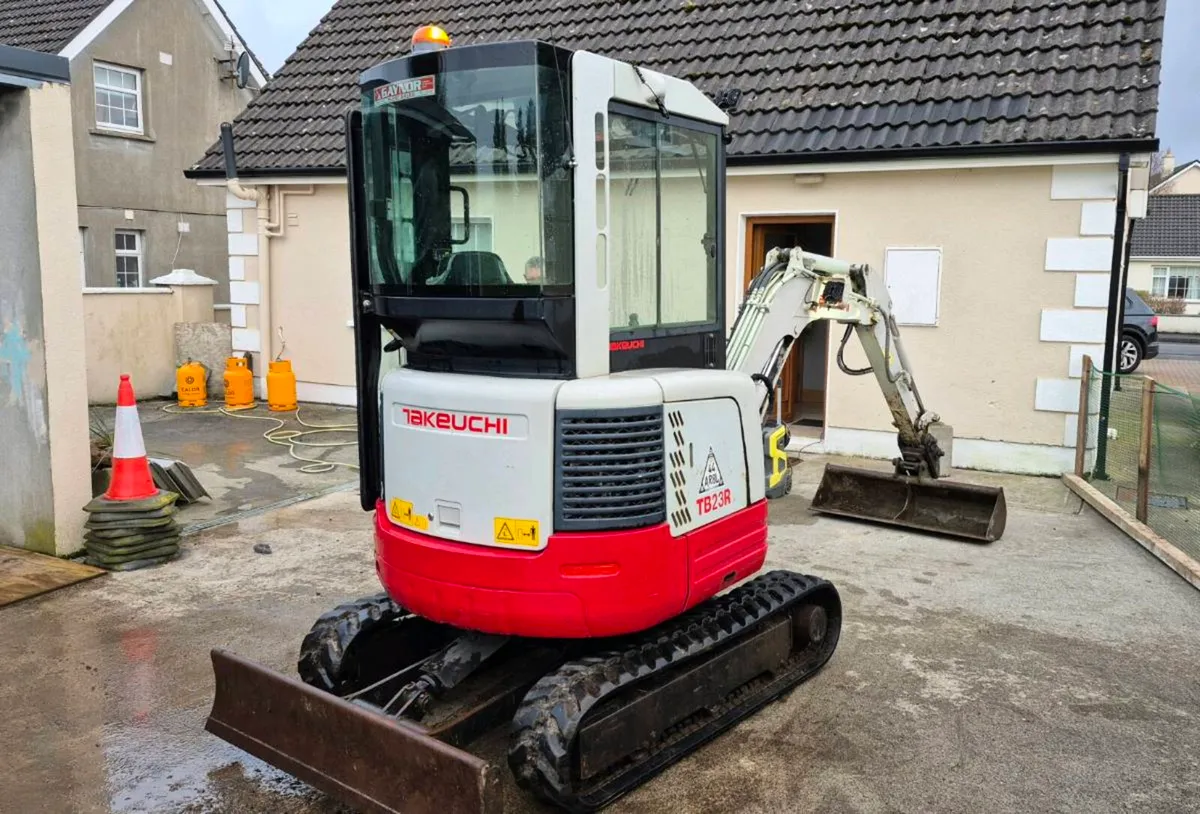 Takeuchi TB23R - Image 4