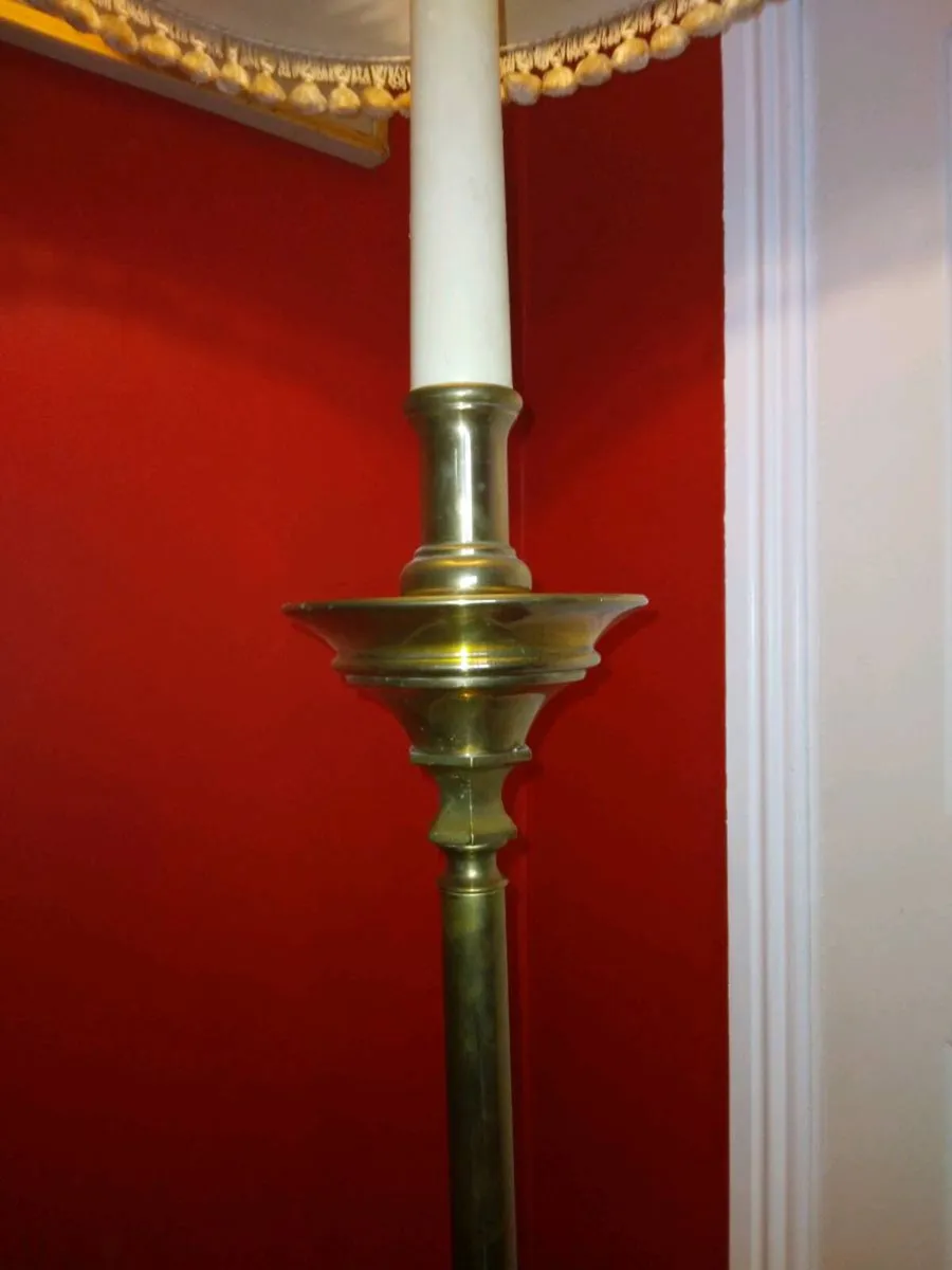Brass standard lamp - Image 3