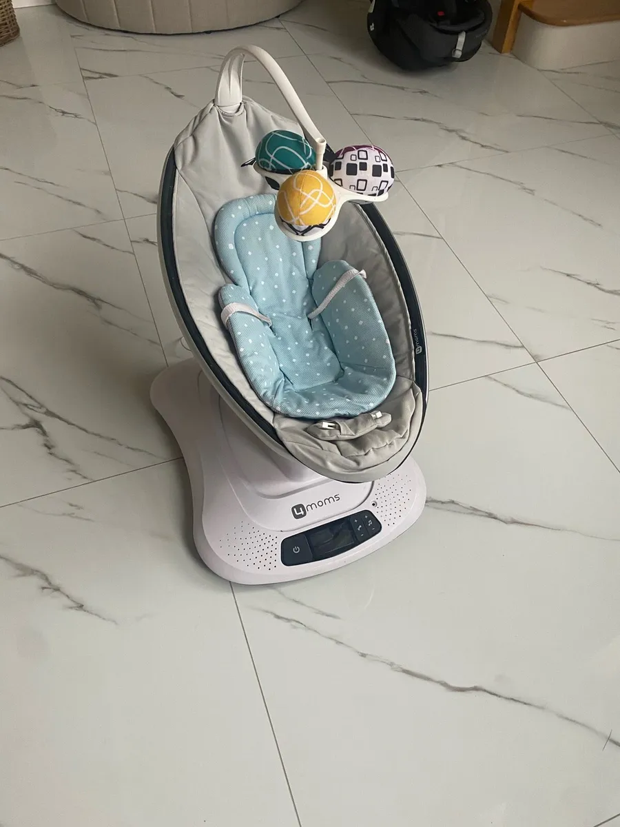 Baby swing chair - Image 2