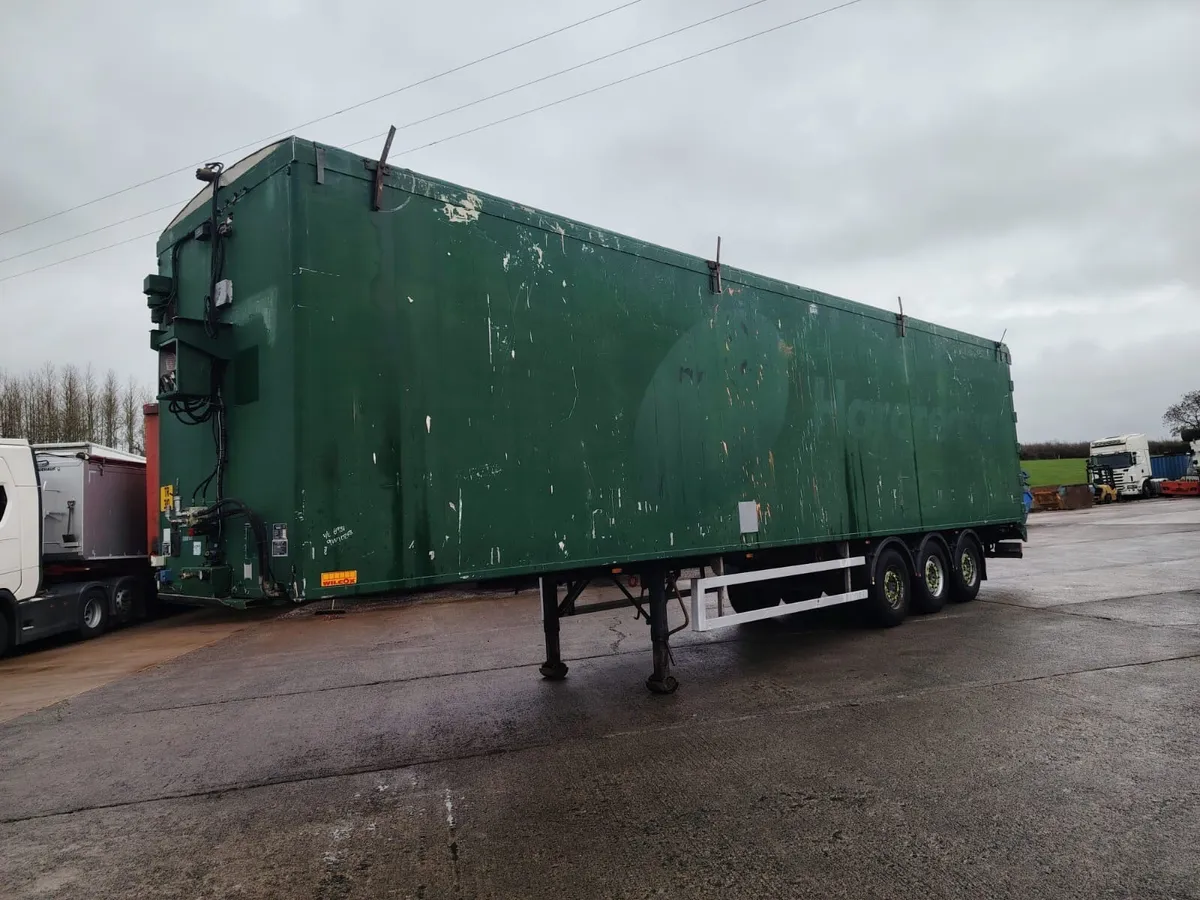 Wilcox walking floor New cover 130 yards tested - Image 4