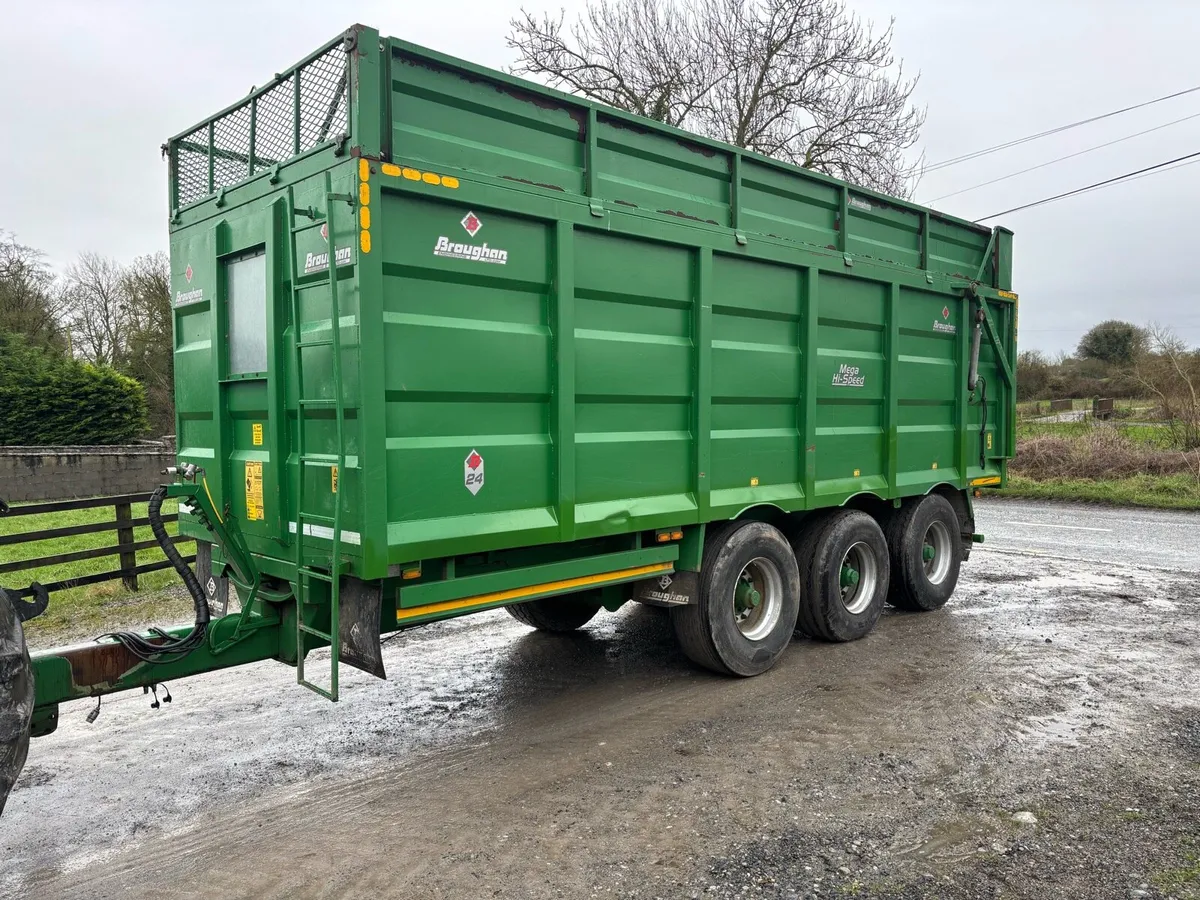 Broughan 24 ft tri axle silage trailer - Image 1