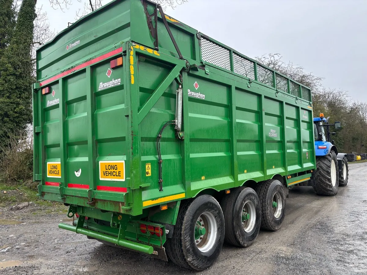 Broughan 24 ft tri axle silage trailer - Image 3