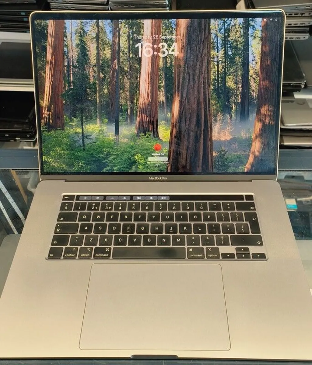 2019 MacBook Pro 16"  A2141, Intel 6 Core i7 9th Gen ( i7-9750H) 32GB DDR 1TB SSD, UHD Graphics 630 (Battey Cycle:616) - Image 3