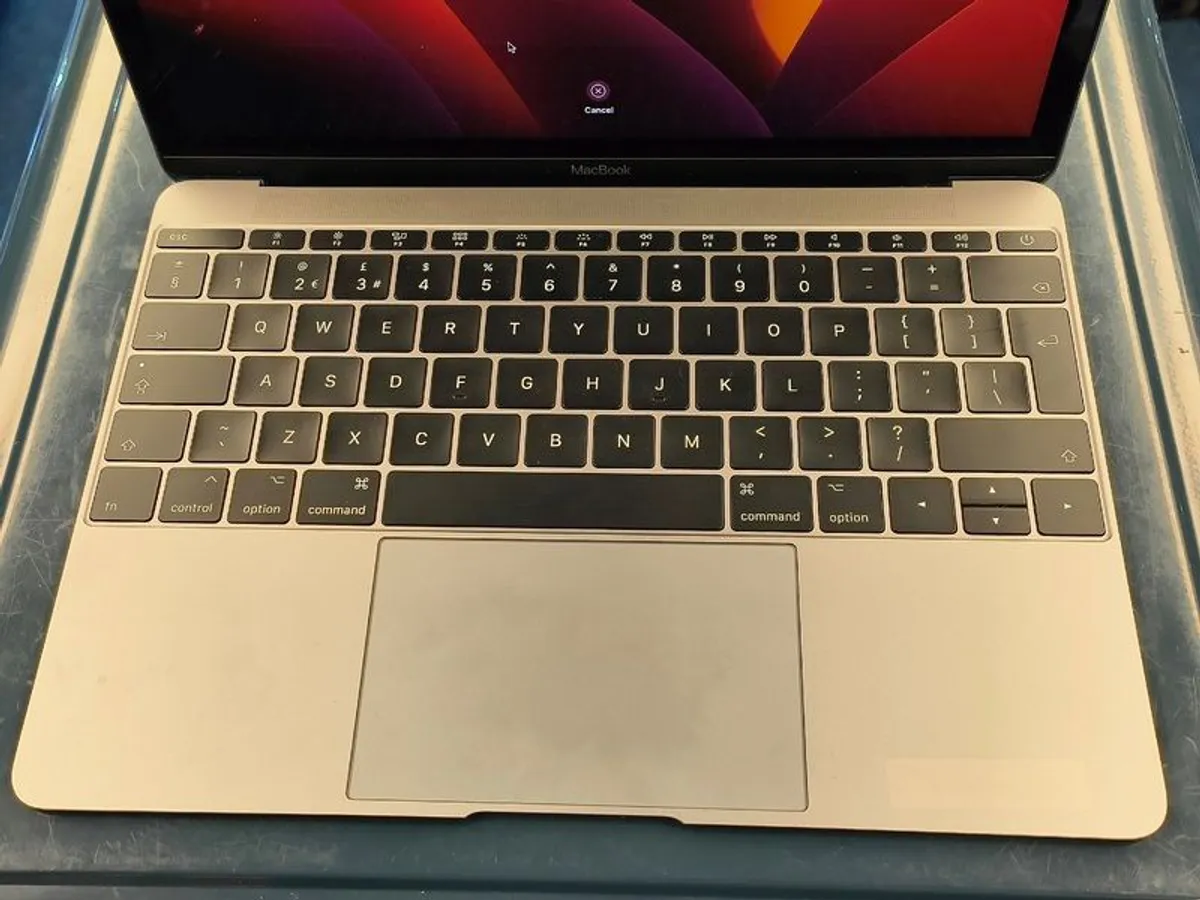 2017 Apple MacBook 12" Core i5 1.2GHz 8GB RAM 256GB SSD Grey Model: A1534 - Image 2