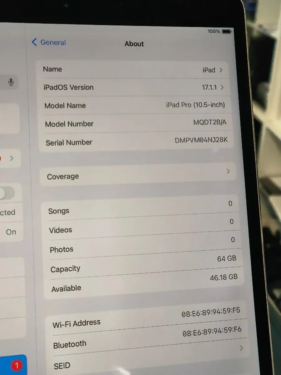 Apple iPad Pro 64GB, Wi-Fi 10.5 in - Space Gray / Used - Image 4